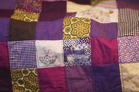 lizzies_quilt_side_web